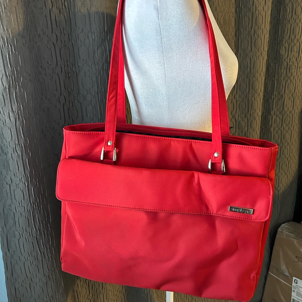 Elegant Red Women's Shoulder Bag